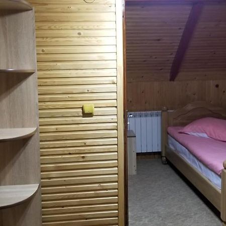Садиба Квітка Карпат Ruska Mokra Экстерьер фото